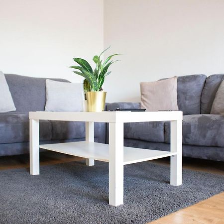 Large Ground Floor Pet Friendly 2 Bedroom Apartment With Free Parking Λάουμποροου Εξωτερικό φωτογραφία
