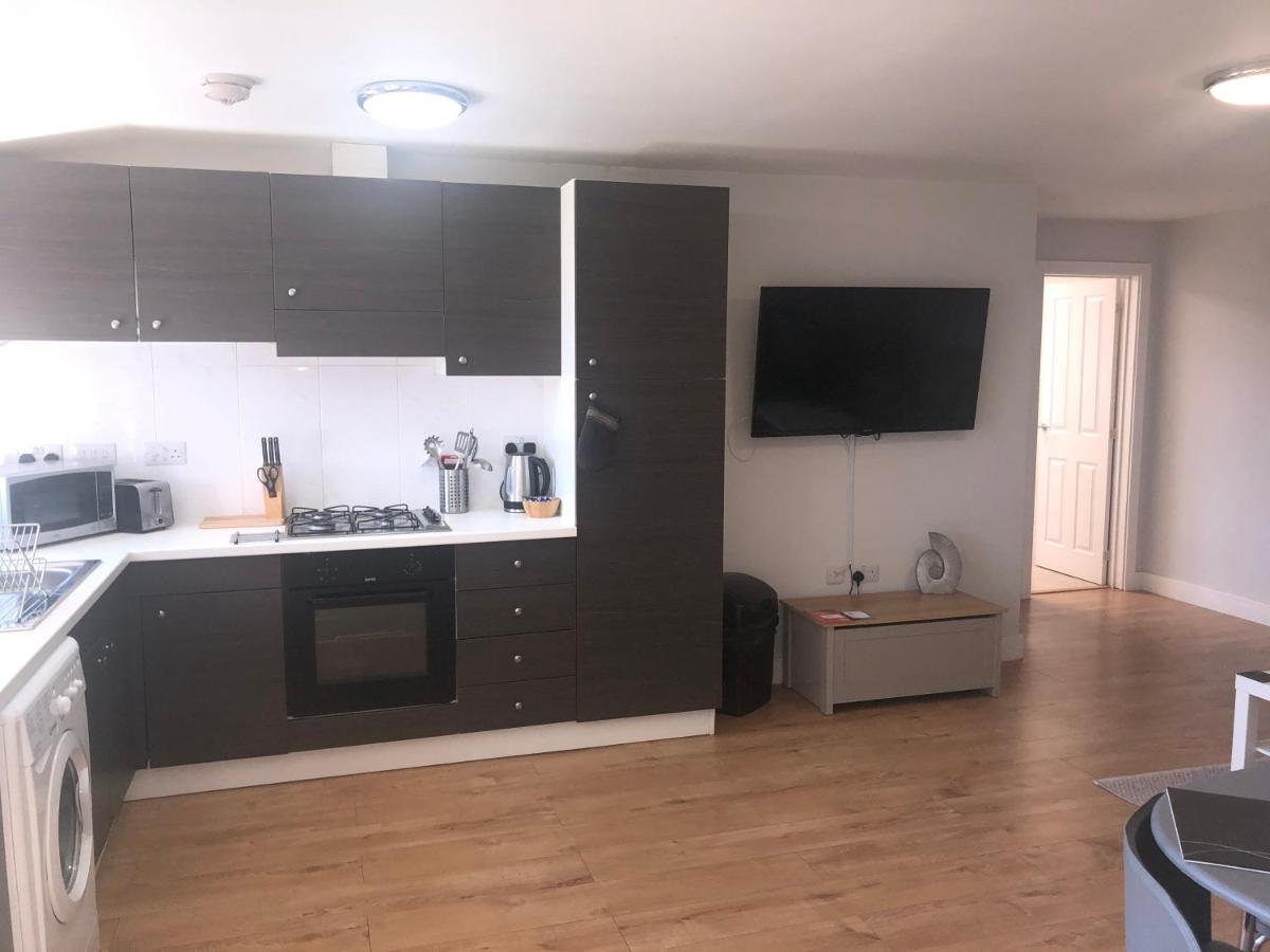 Large Ground Floor Pet Friendly 2 Bedroom Apartment With Free Parking Λάουμποροου Εξωτερικό φωτογραφία
